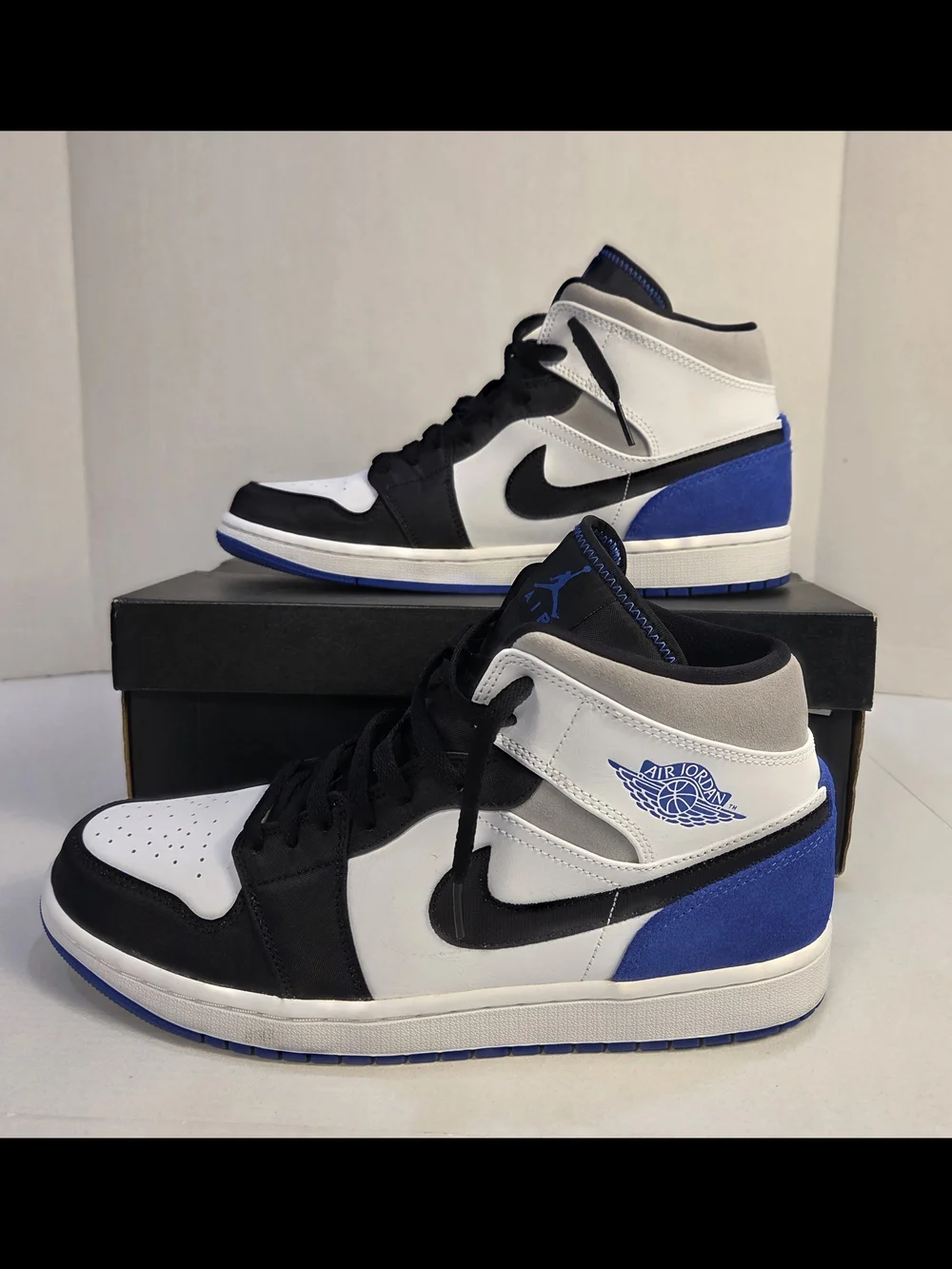 Air Jordan 1 Mid SE Men's Black White Blue Mid-Top Sneakers